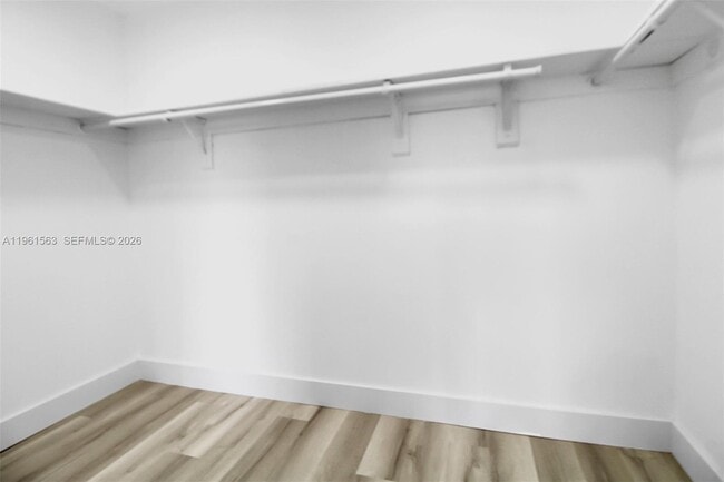 Building Photo - 10921 SW 70th Terrace