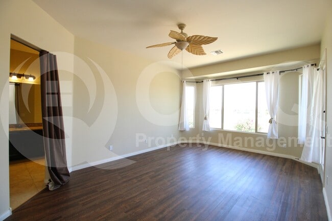 Building Photo - 17824 W Cedarwood Ln