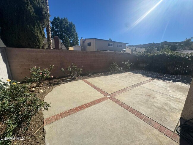 Building Photo - 1874 Suntree Ln