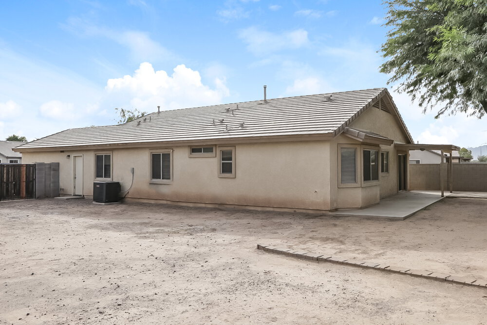 Building Photo - 5802 S 54th Ln