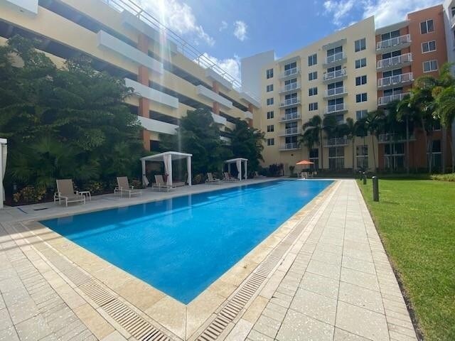 Building Photo - 2775 NE 187th St