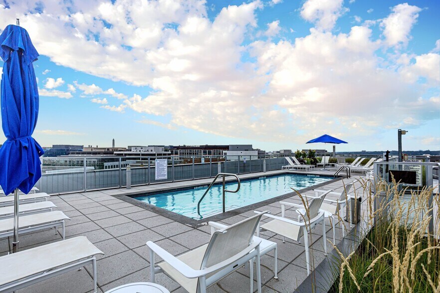 Building Photo - 1177 22nd St NW