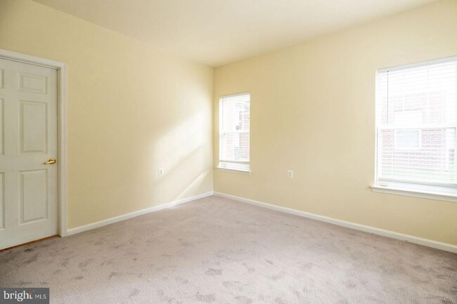 Building Photo - 3114 Irma Ct