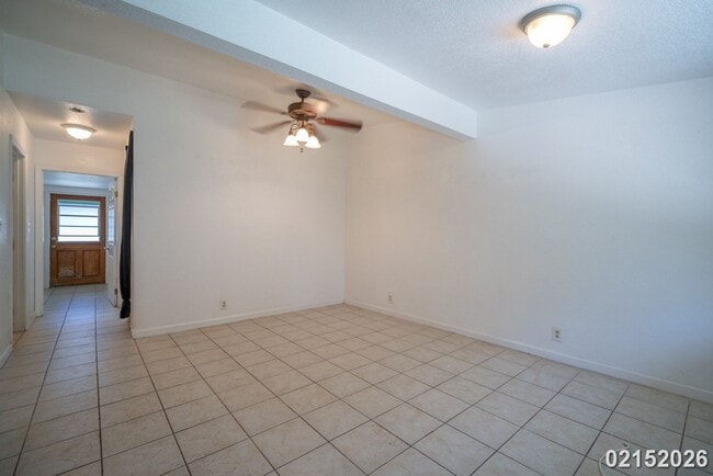 Building Photo - $3000 /2 Bed / 1 Bath / 1 Parking IN WAIALUA