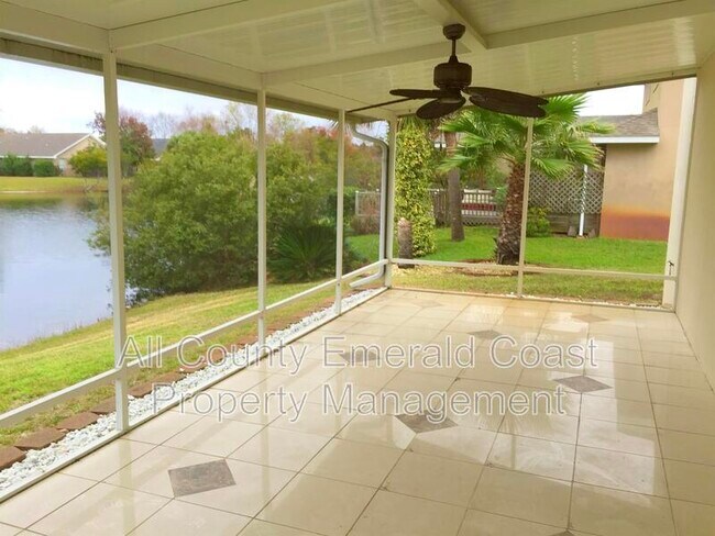 Building Photo - 337 Tequesta Dr