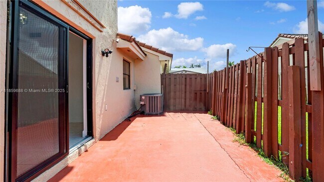 Building Photo - 6460 NW 170th Terrace