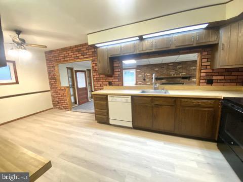 Building Photo - 19 Merriman Rd