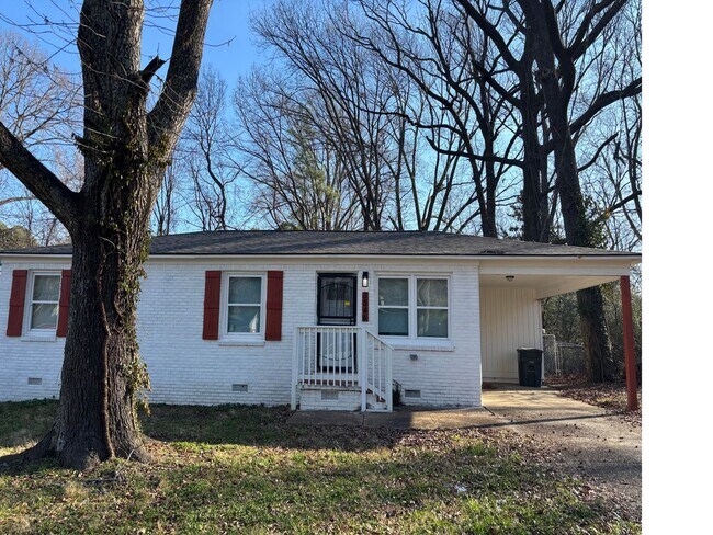 Building Photo - 3546 Debby Dr