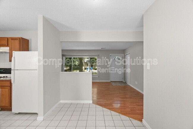 Building Photo - 1144 Northdale Ave