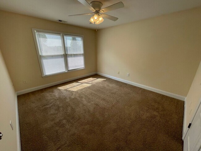 Building Photo - PRE-LEASING FOR AUGUST 2026!