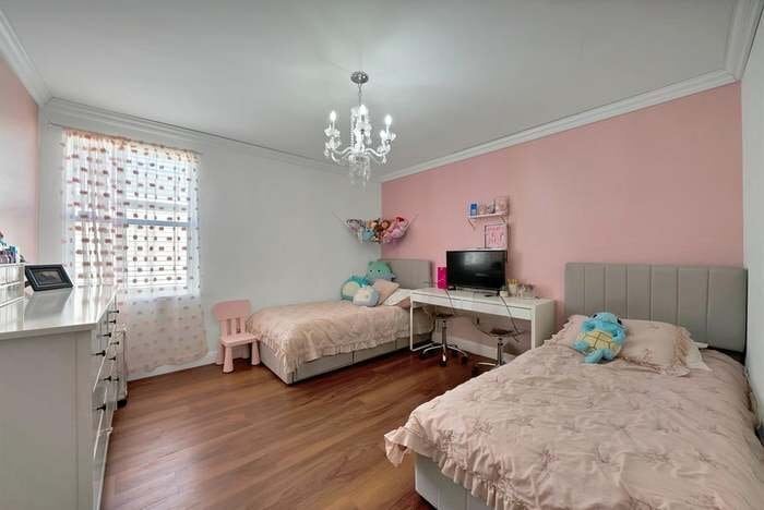 Building Photo - 1120 Bumble Bee Dr
