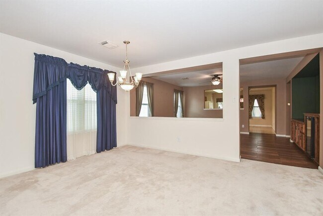 Building Photo - 16211 Cole Bridge Ln