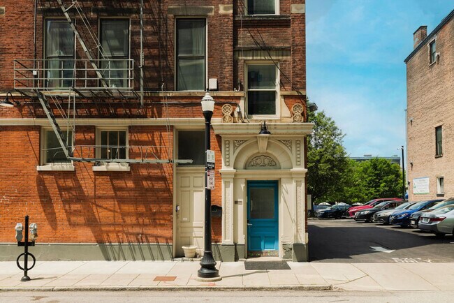 Building Photo - 1201 Jackson St