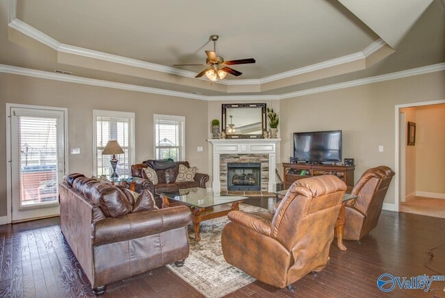 Building Photo - 200 Brighton Park Way