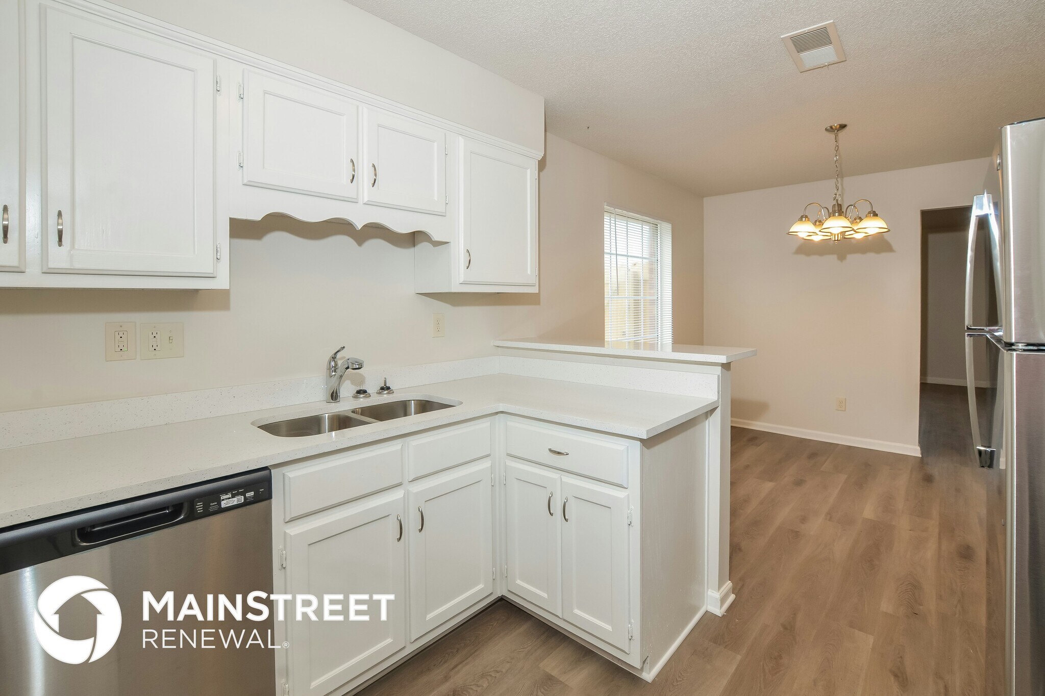 Building Photo - 7623 Caitlynn Circle W