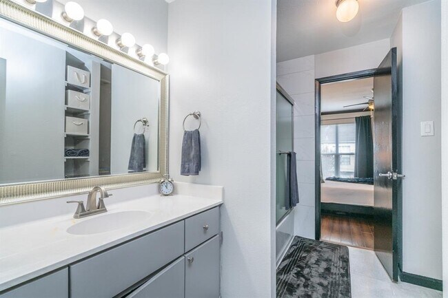 Building Photo - 6410 Ferris Dr