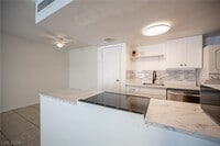 Building Photo - 1428 Lorilyn Ave