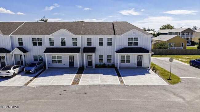 Building Photo - 5860 Tyndall Pkwy