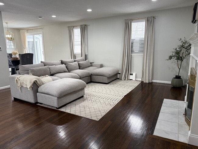 Building Photo - 14 Pere Marquette St