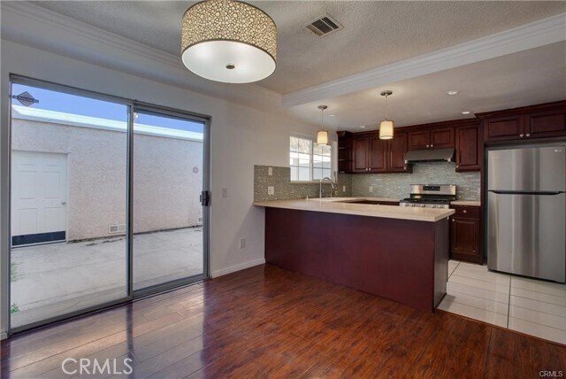 Building Photo - 4050 Badillo St
