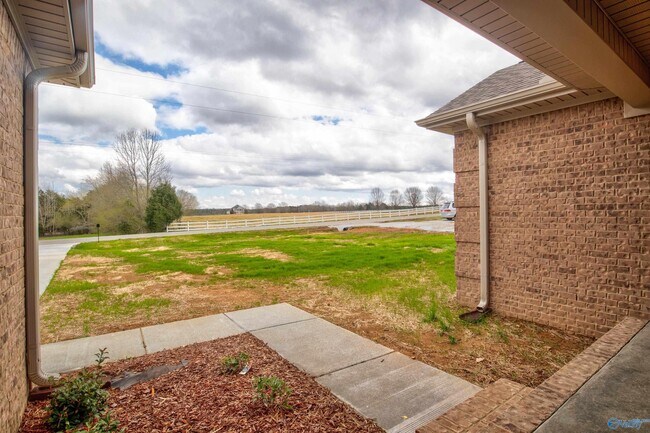 Building Photo - 27715 Salem Minor Hill Rd