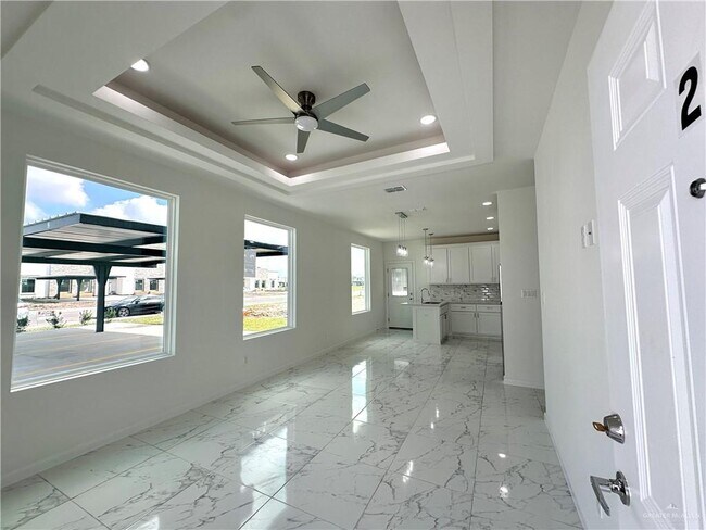 Building Photo - 11 Selena St