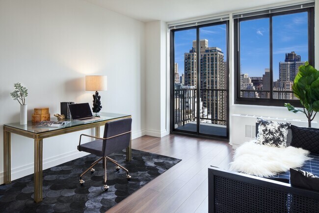 Interior Photo - The Wimbledon