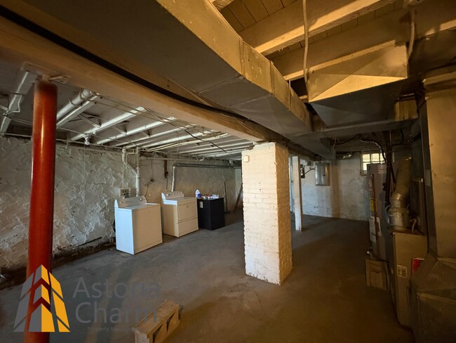 Building Photo - Live Comfortably in Hampden: 4 Bedrooms Pl...