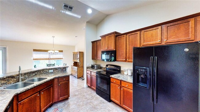 Building Photo - 11 Normandy Heights Cir