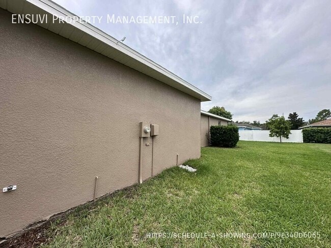 Building Photo - 3825 Milflores Dr