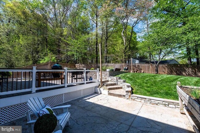 Building Photo - 7822 Gambrill Woods Way