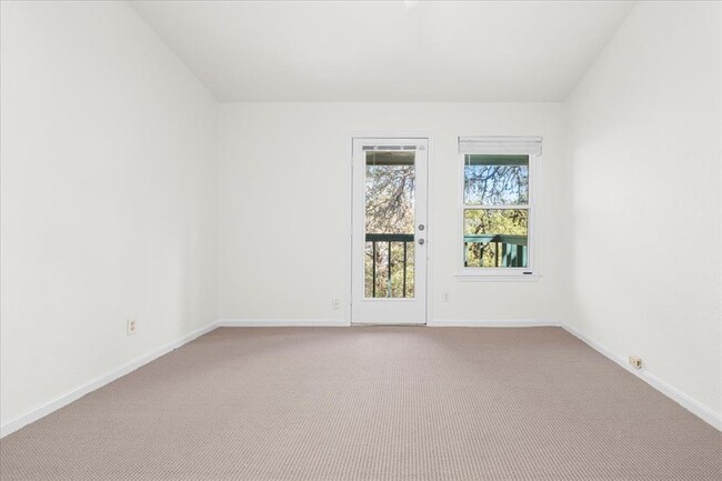 Building Photo - 1604 Cinnamon Path