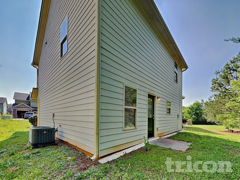 Building Photo - 39 Wyndham Ct