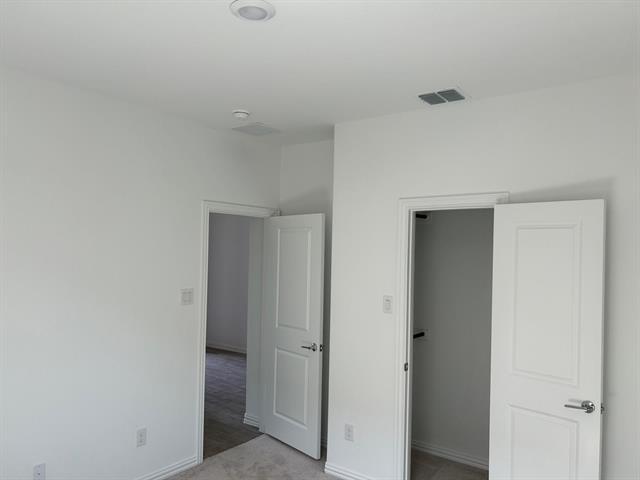 Building Photo - 724 Penvenen Pl