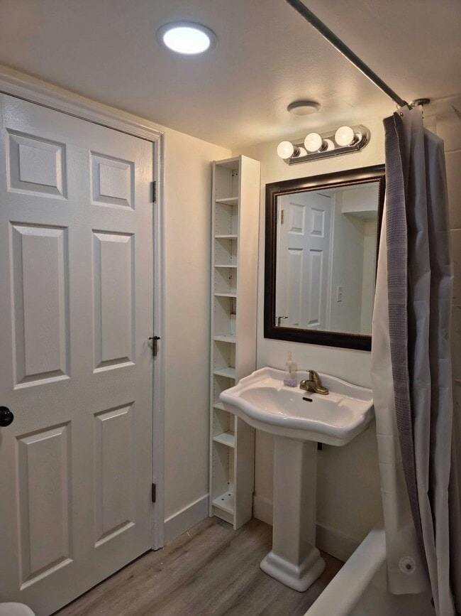 Building Photo - 3723 Kewanee Dr