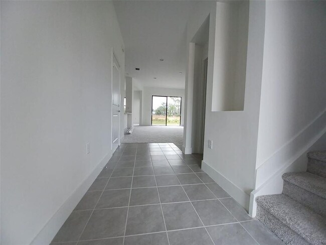 Building Photo - 5542 Agostino Way