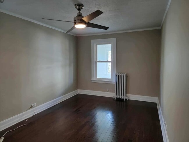 Building Photo - 4014 N Octavia Ave