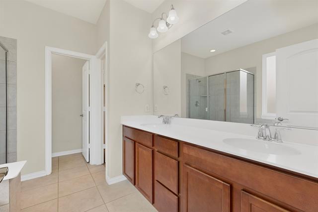 Building Photo - 2717 Strand Ln