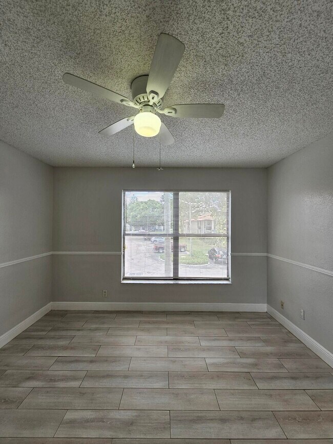 Building Photo - 1660 Windorah Way