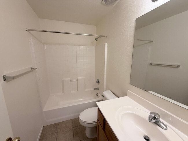 Building Photo - 3938 S Napa Ln