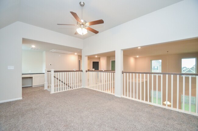 Building Photo - 14154 Little River Dr