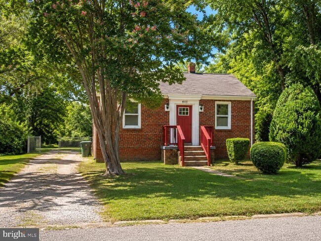 Building Photo - 4115 Leake Ave