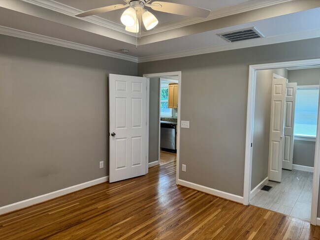 Building Photo - Fabulous Crieve Hall 4BR, 3BA Home