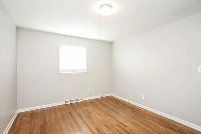 Building Photo - 7605 Kimberly Dr
