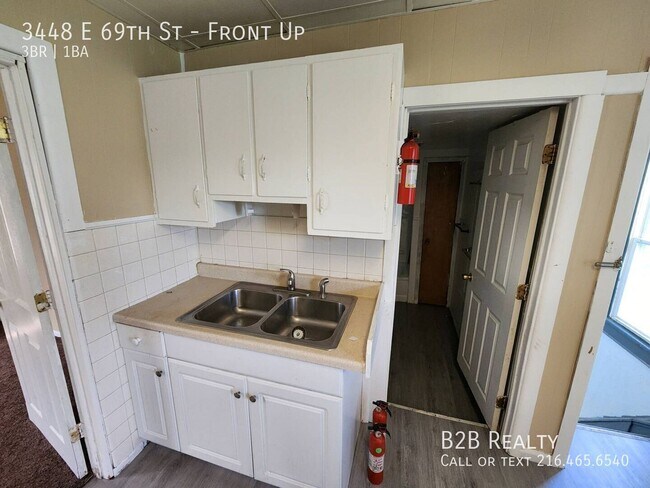 Building Photo - 3448 E 69th St