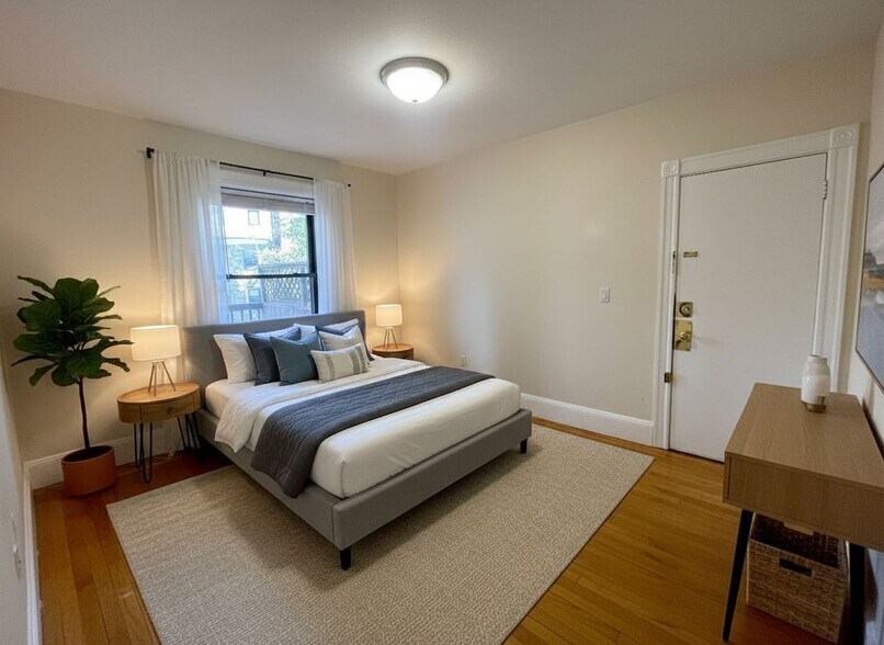 Building Photo - 18 Dean Rd