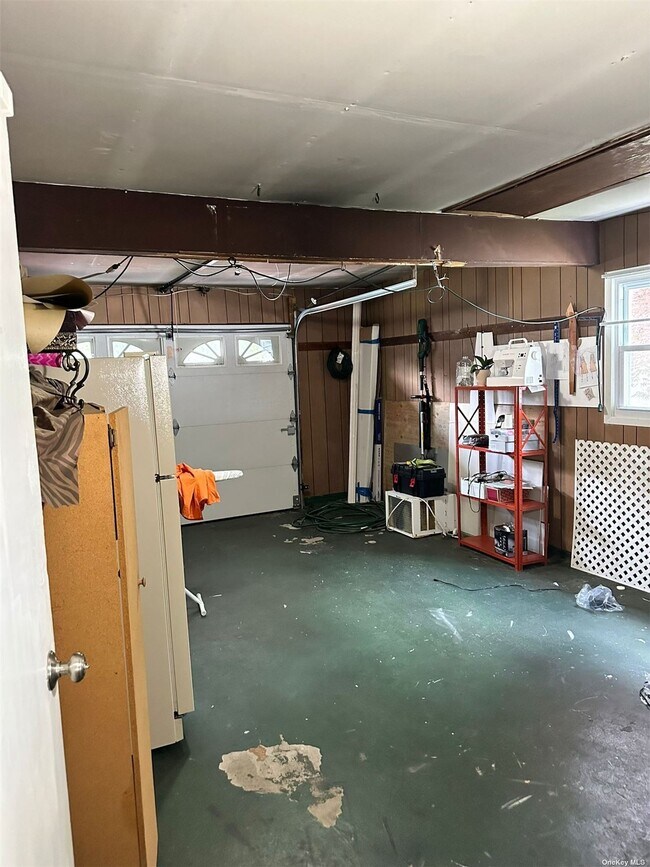 Building Photo - 115 Wedgewood Dr