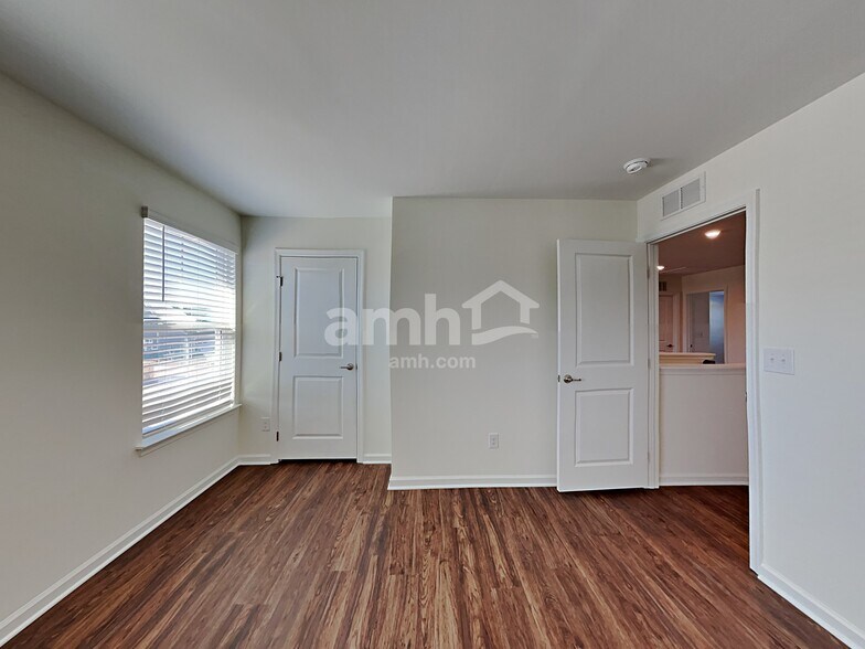 Building Photo - 5329 Cairo Ct