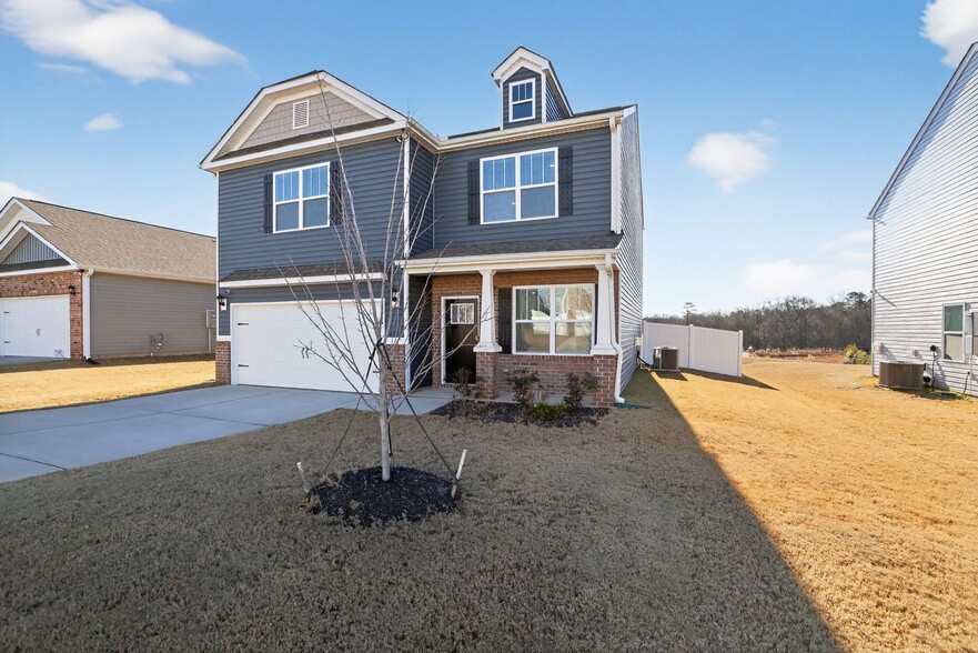 Building Photo - 105 Silicon Dr