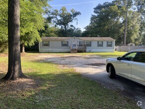 Building Photo - 4 Bedroom Double Wide in North Wakulla